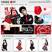 Black N' Rose -  the cutting-edge rock clothing, the punk n' roll attitude, the cyberesque pinup aisthetics.